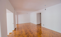 Spatiu comercial de vanzare - Brasov, Brasov