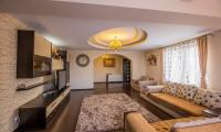 Vila|Casa de vanzare - Brasov, Brasov