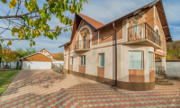 Vila|Casa de vanzare - Brasov, Brasov