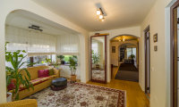 Vila|Casa de vanzare - Sacele, Brasov
